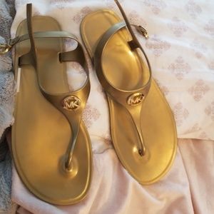 Authentic michael kors. Flat sandals